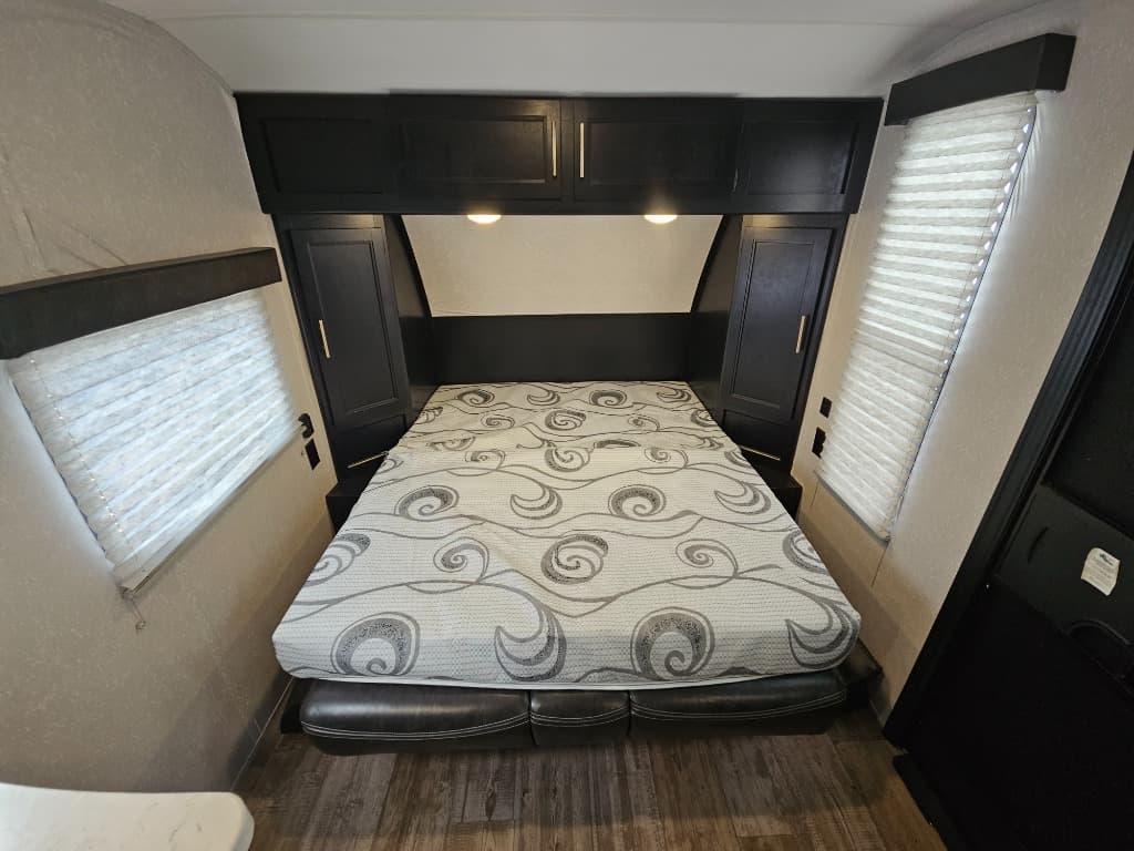 2021 Forest River RV 2021 Forest River RV Cherokee Wolf Pup - thumbnail 10