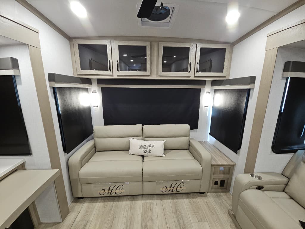 2025 Forest River 2025 Forest River Flagstaff Classic - thumbnail 15