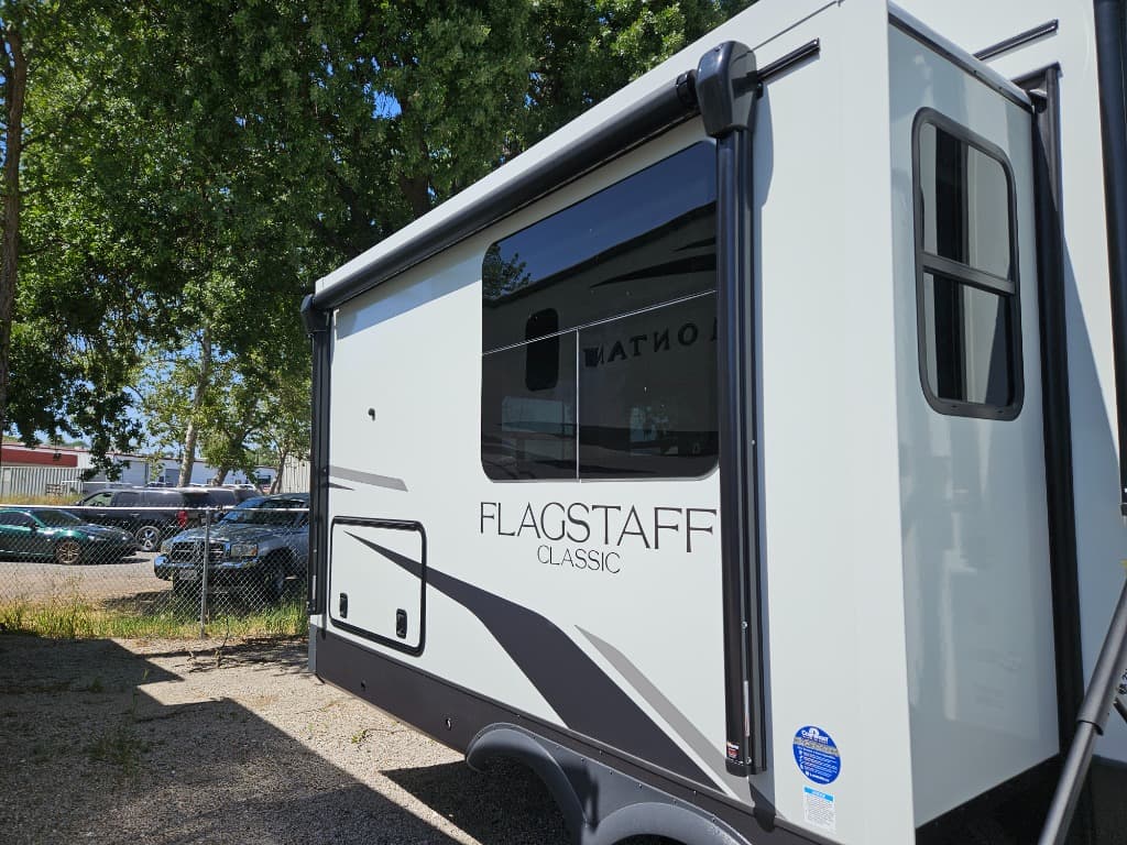2025 Forest River 2025 Forest River Flagstaff Classic - thumbnail 50