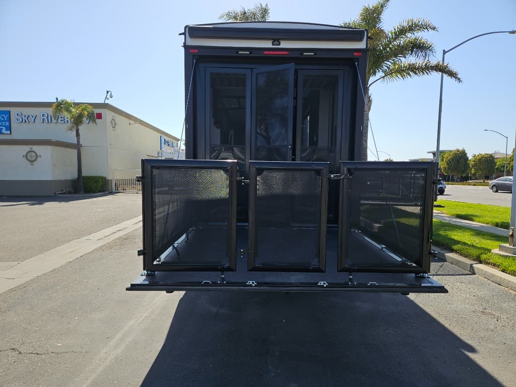 2025 Forest River RV 2025 Forest River RV XLR Nitro - thumbnail 5