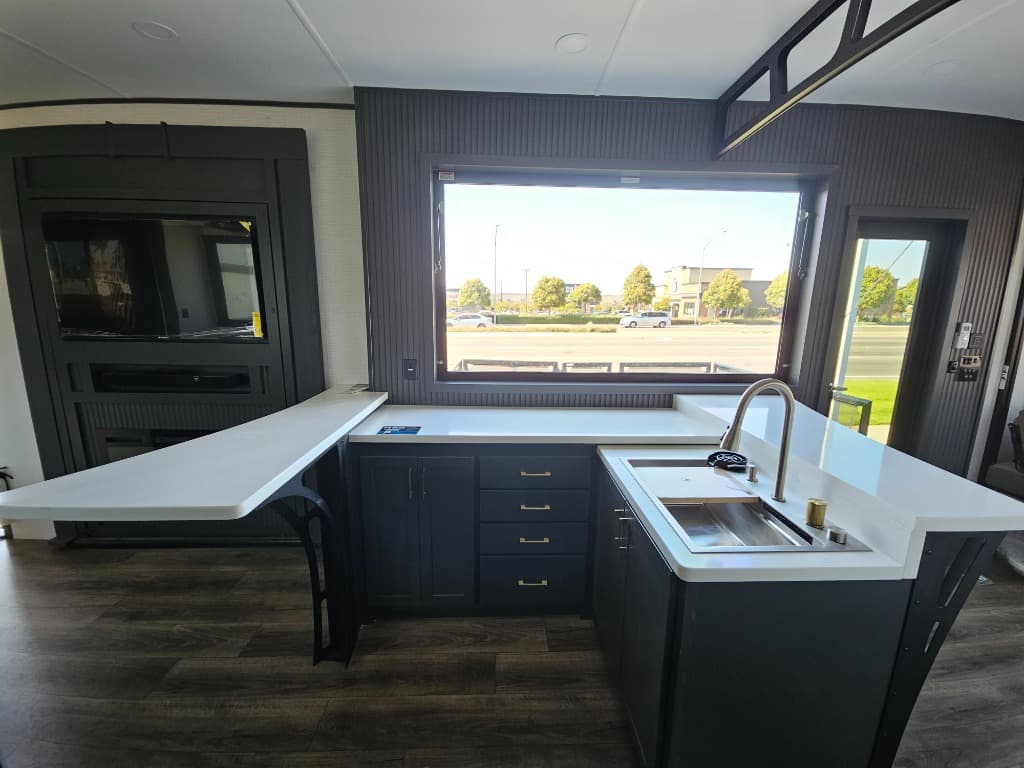 2025 Forest River RV 2025 Forest River RV XLR Nitro - thumbnail 24