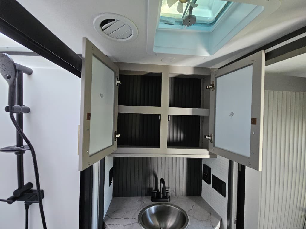 2025 Forest River RV 2025 Forest River RV XLR Nitro - thumbnail 36