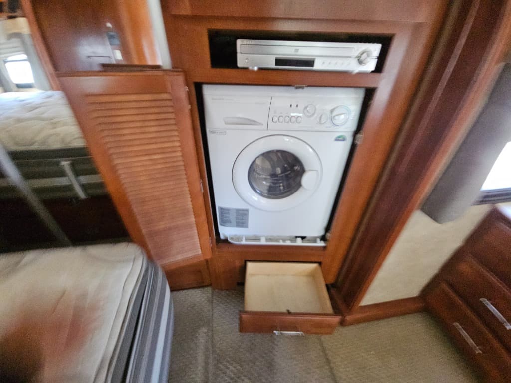 2007 Fleetwood RV 2007 Fleetwood RV Discovery - thumbnail 47