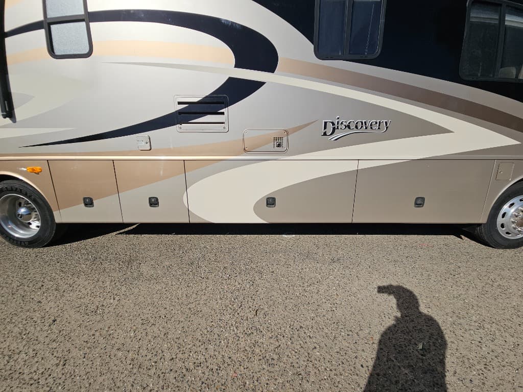 2007 Fleetwood RV 2007 Fleetwood RV Discovery - thumbnail 56