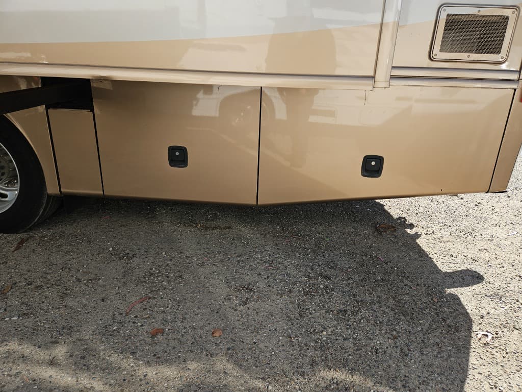 2007 Fleetwood RV 2007 Fleetwood RV Discovery - thumbnail 63