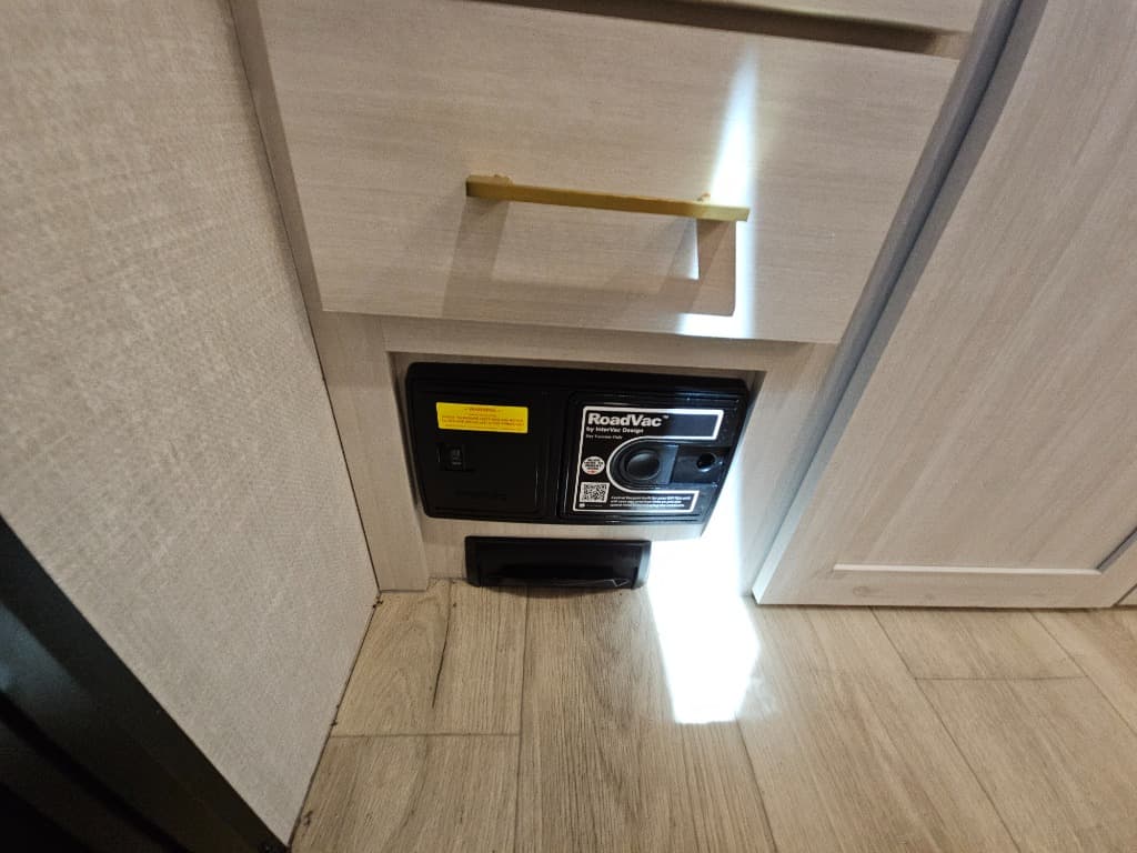 2025 Forest River 2025 Forest River Surveyor Legend - thumbnail 19