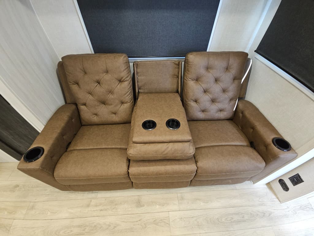 2025 Forest River 2025 Forest River Surveyor Legend - thumbnail 29