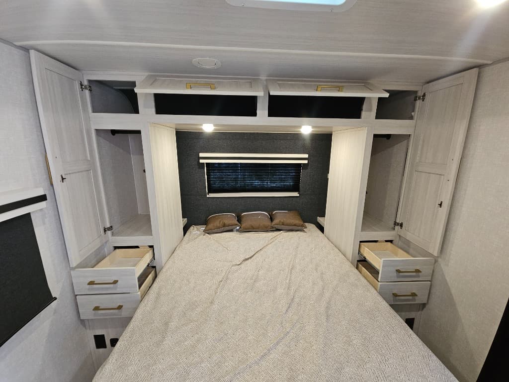 2025 Forest River 2025 Forest River Surveyor Legend - thumbnail 41