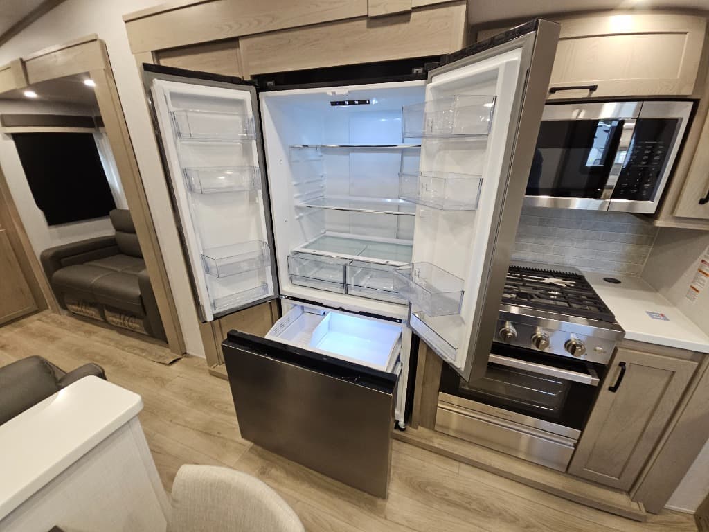 2025 Forest River 2025 Forest River Flagstaff Classic - thumbnail 23