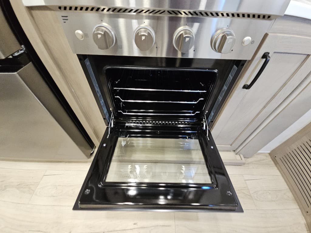 2025 Forest River 2025 Forest River Flagstaff Classic - thumbnail 27