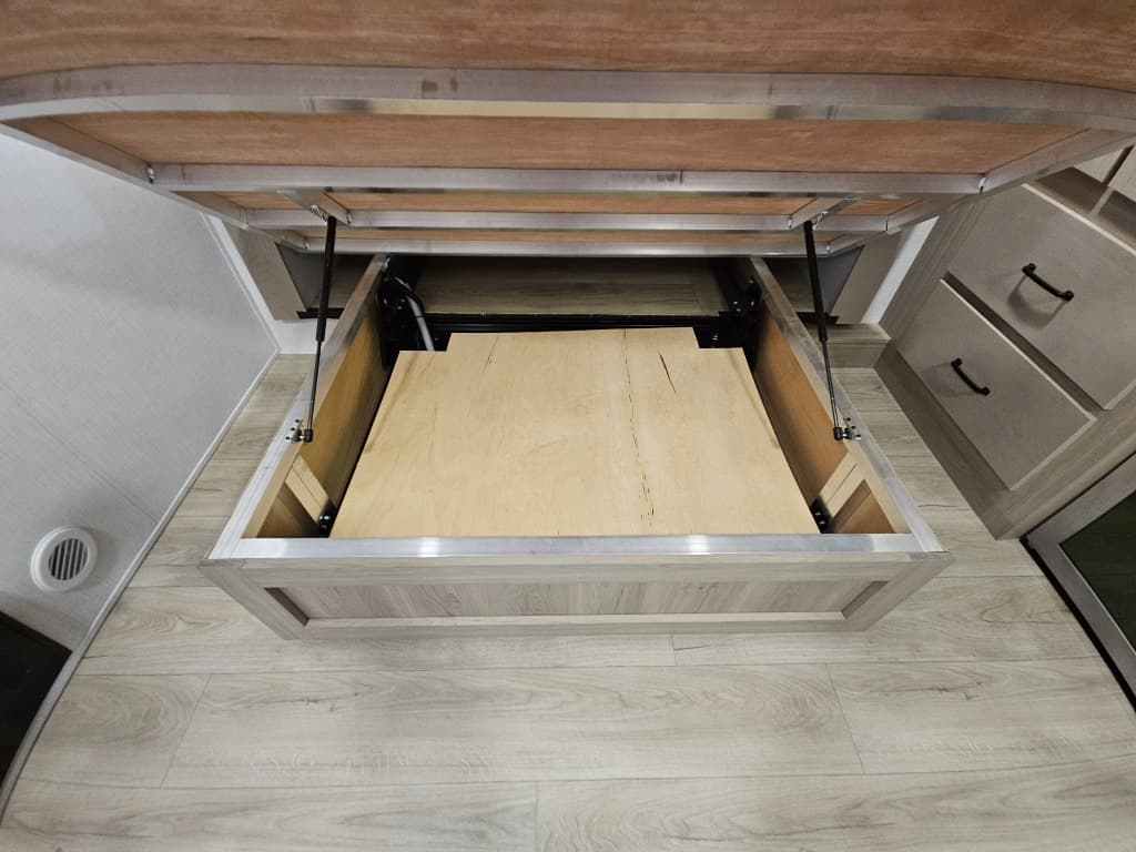 2025 Forest River 2025 Forest River Flagstaff Classic - thumbnail 44