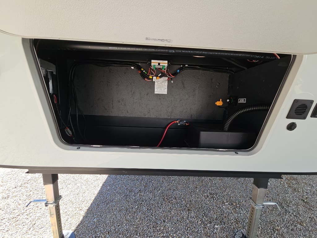 2025 Forest River 2025 Forest River Flagstaff Classic - thumbnail 47