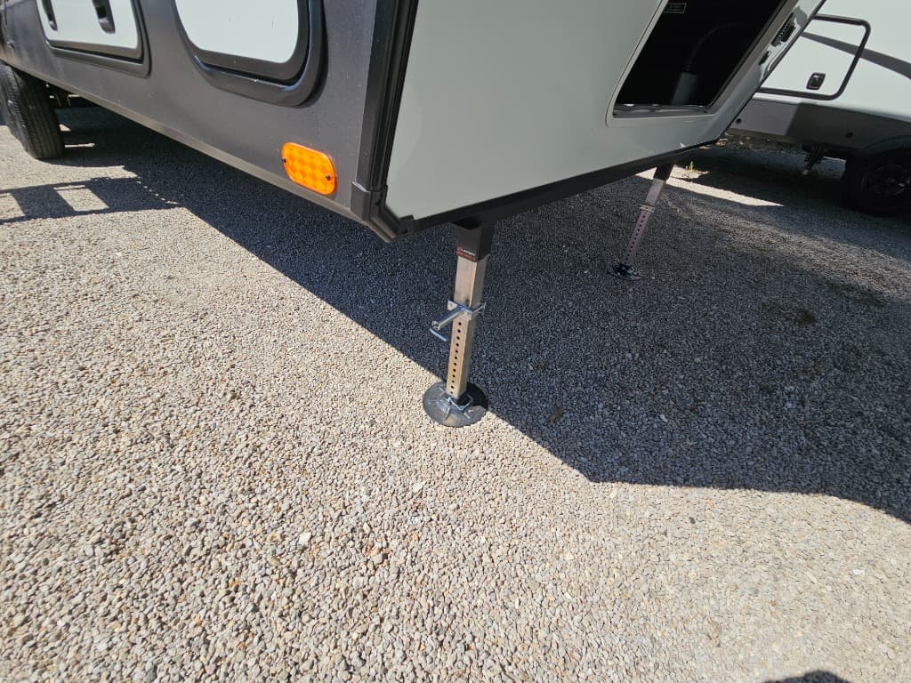 2025 Forest River 2025 Forest River Flagstaff Classic - thumbnail 48