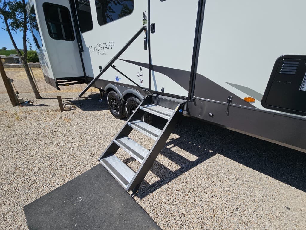 2025 Forest River 2025 Forest River Flagstaff Classic - thumbnail 51