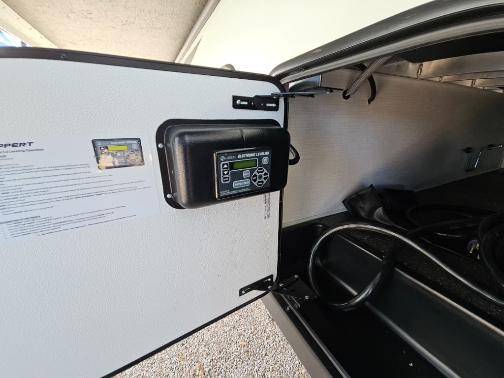 2025 Forest River 2025 Forest River Flagstaff Classic - thumbnail 60