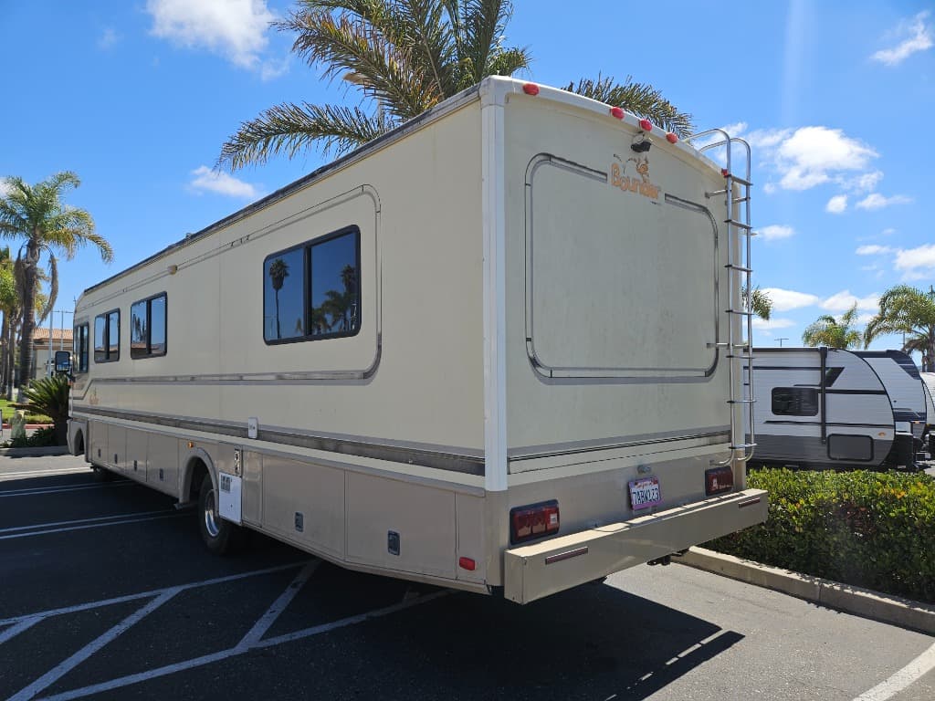 1997 Fleetwood 1997 Fleetwood Bounder - thumbnail 4