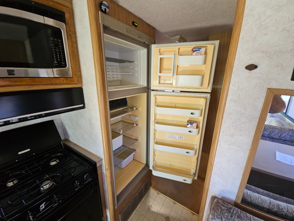 1997 Fleetwood 1997 Fleetwood Bounder - thumbnail 29