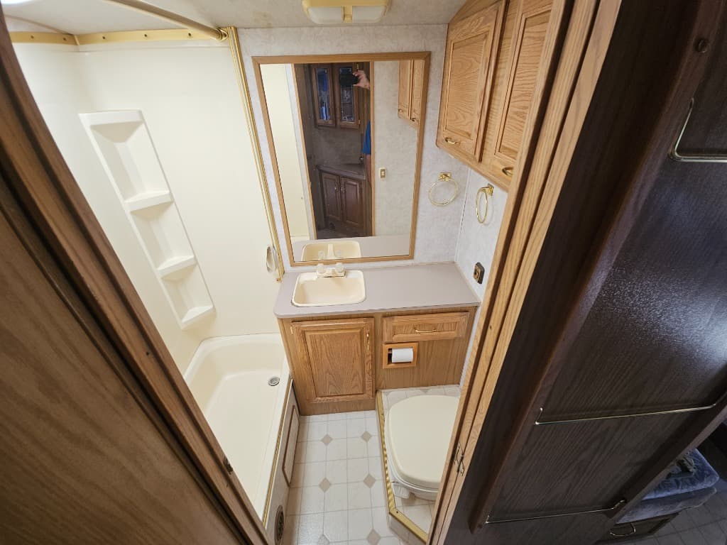 1997 Fleetwood 1997 Fleetwood Bounder - thumbnail 30