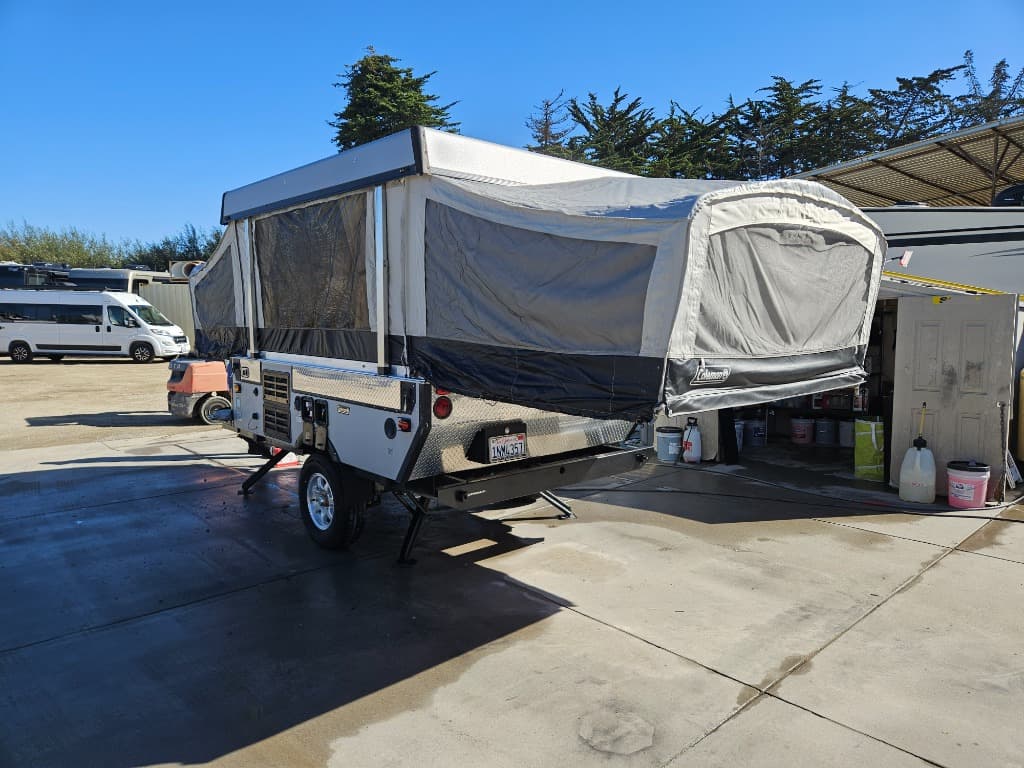 2011 Coleman 2011 Coleman Evolution Series - thumbnail 4