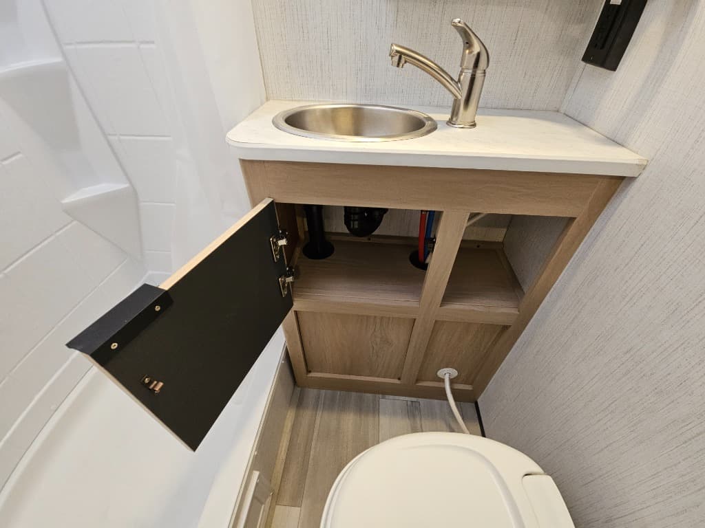 2022 Cruiser RV 2022 Cruiser RV Hitch - thumbnail 29