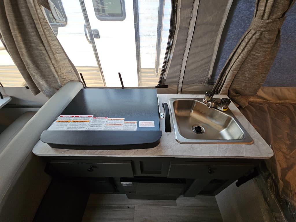 2025 Forest River 2025 Forest River Flagstaff Mac Series Folding - thumbnail 17