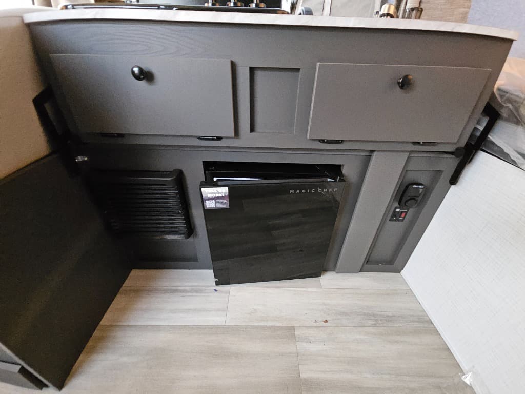 2025 Forest River 2025 Forest River Flagstaff Mac Series Folding - thumbnail 22