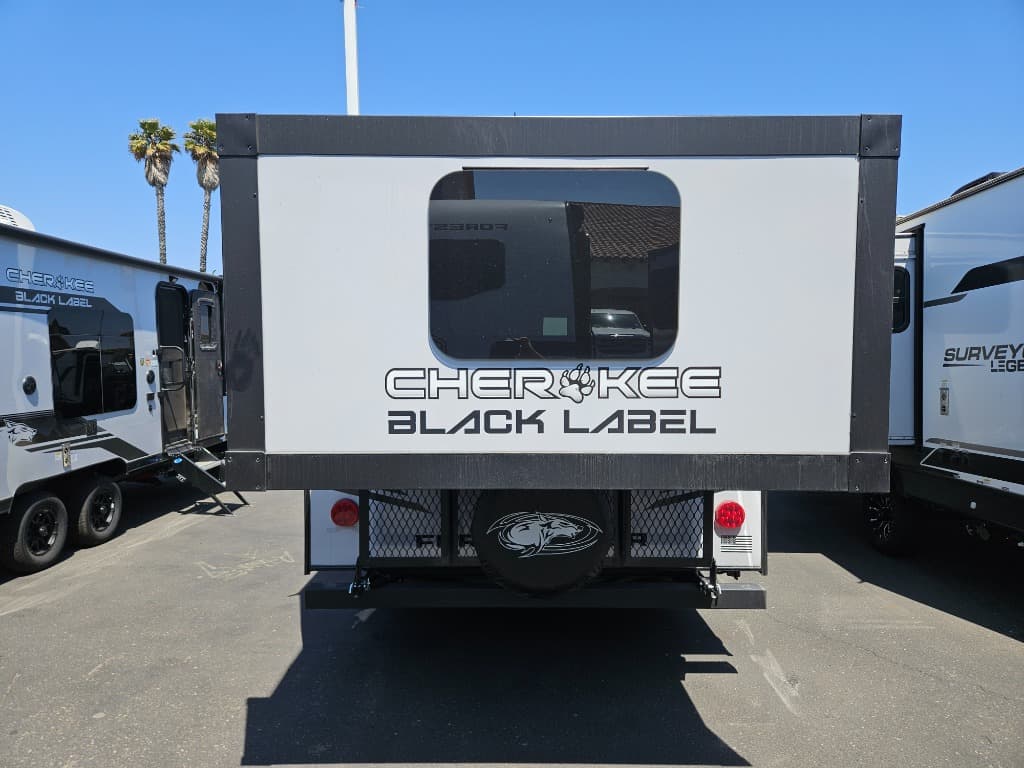 2026 Forest River 2026 Forest River Cherokee Grey Wolf Black Label - thumbnail 4