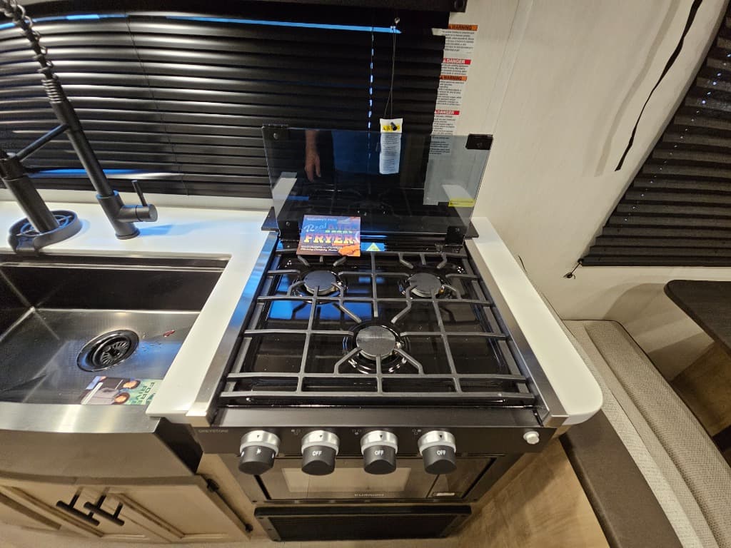 2026 Forest River 2026 Forest River Cherokee Grey Wolf Black Label - thumbnail 13