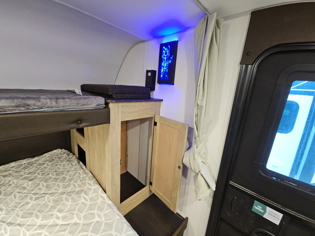 2026 Forest River 2026 Forest River Cherokee Grey Wolf Black Label - thumbnail 26