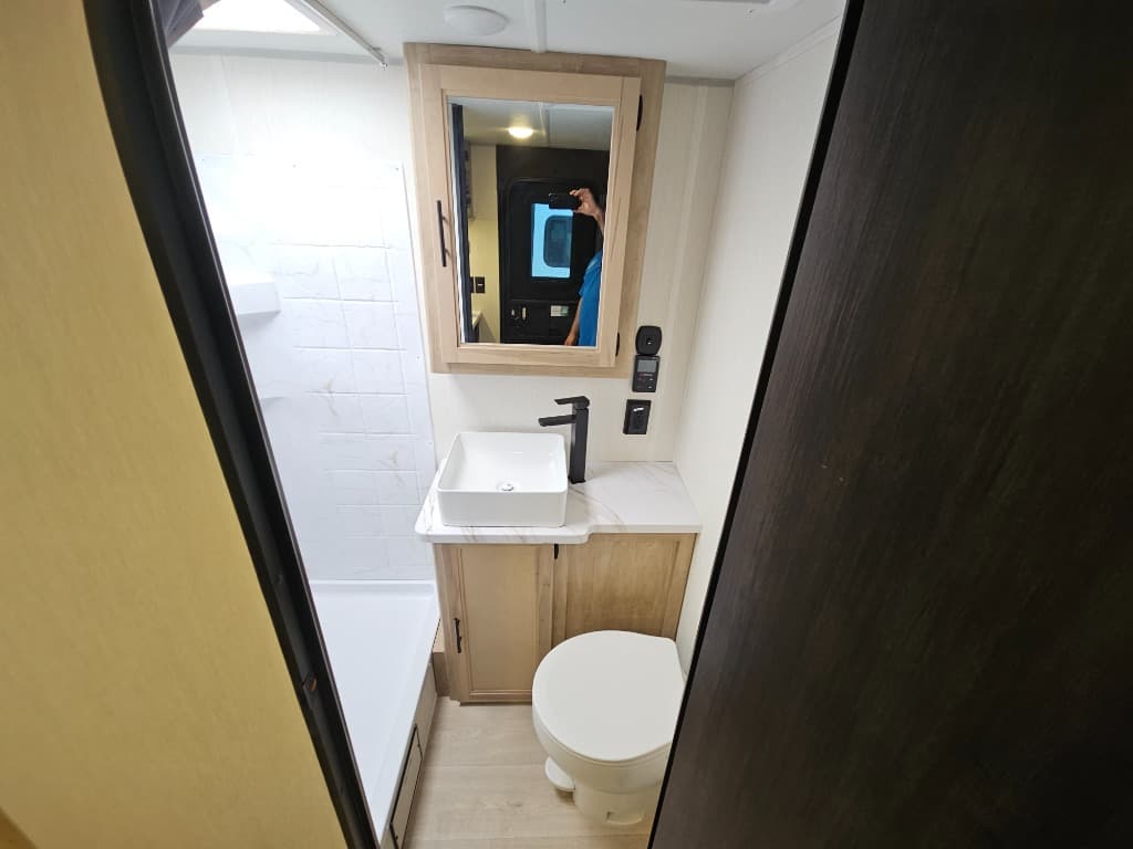 2026 Forest River 2026 Forest River Cherokee Grey Wolf Black Label - thumbnail 27