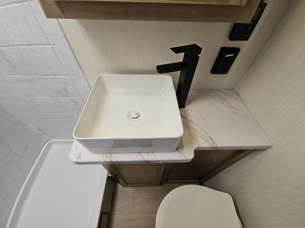 2026 Forest River 2026 Forest River Cherokee Grey Wolf Black Label - thumbnail 31