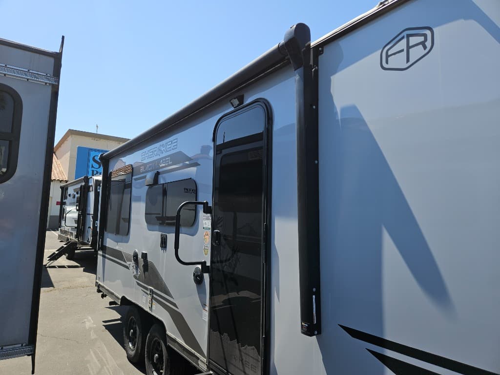 2026 Forest River 2026 Forest River Cherokee Grey Wolf Black Label - thumbnail 37