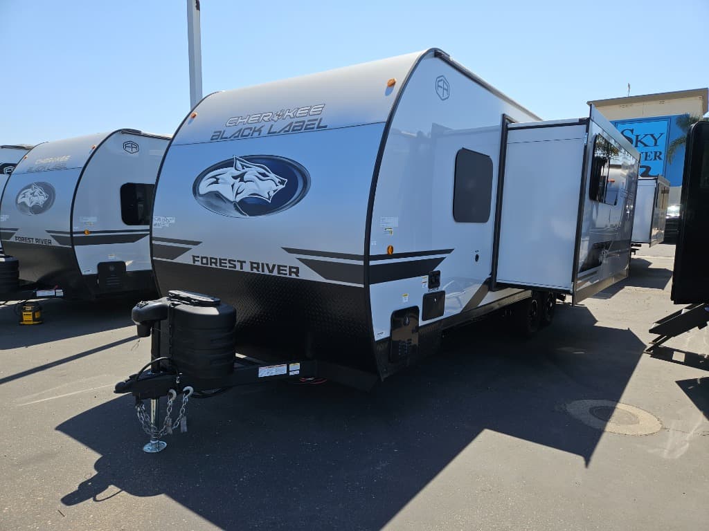 2026 Forest River 2026 Forest River Cherokee Grey Wolf Black Label - thumbnail 7