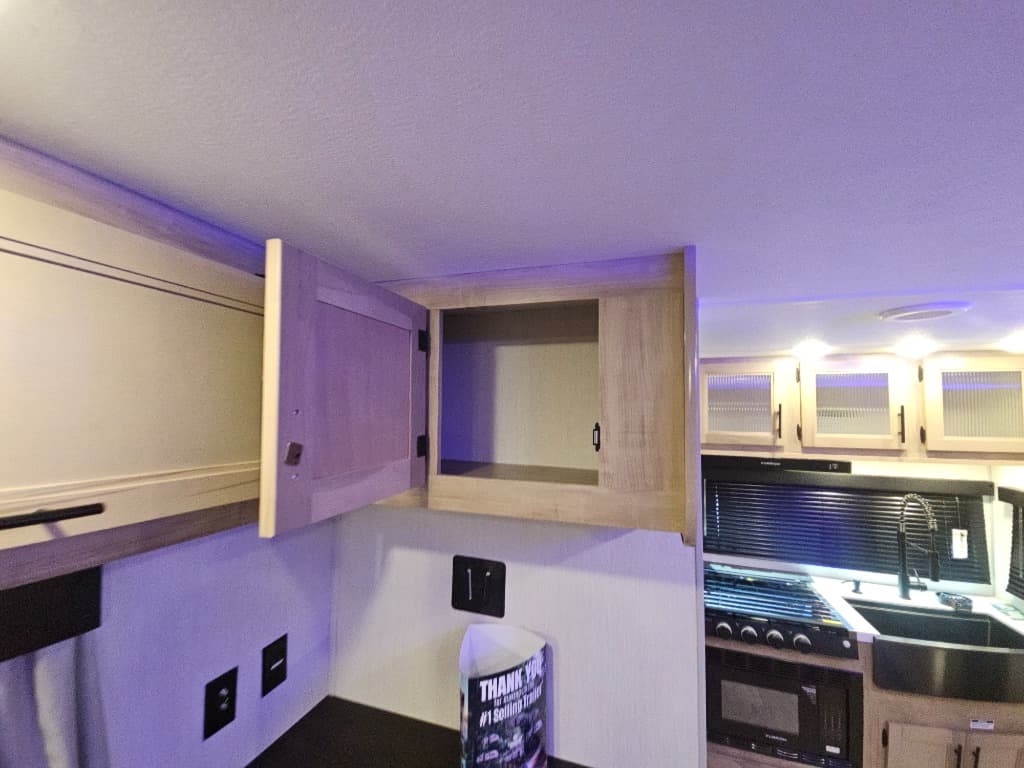 2026 Forest River 2026 Forest River Cherokee Grey Wolf Black Label - thumbnail 12