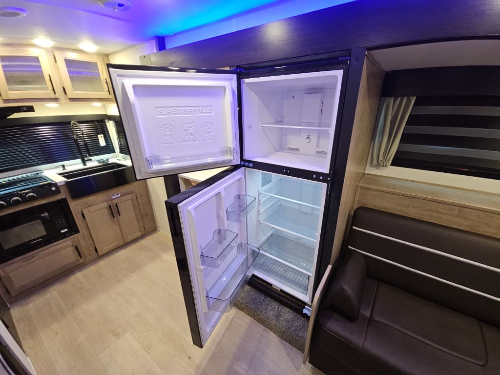 2026 Forest River 2026 Forest River Cherokee Grey Wolf Black Label - thumbnail 18