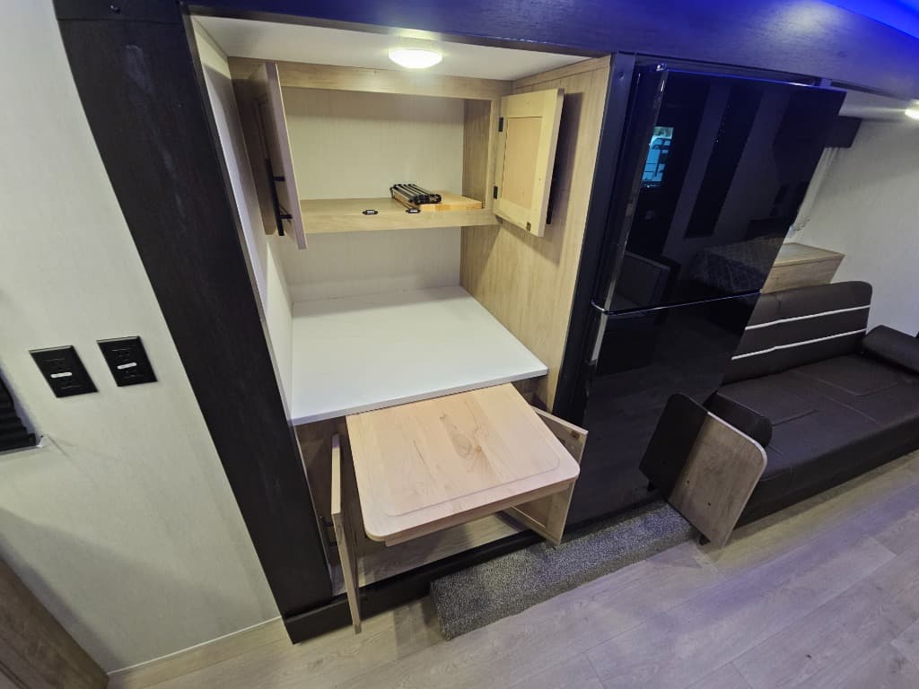 2026 Forest River 2026 Forest River Cherokee Grey Wolf Black Label - thumbnail 20