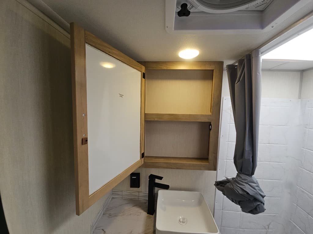 2026 Forest River 2026 Forest River Cherokee Grey Wolf Black Label - thumbnail 28