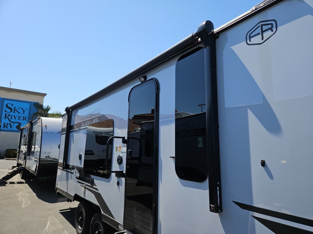 2026 Forest River 2026 Forest River Cherokee Grey Wolf Black Label - thumbnail 42