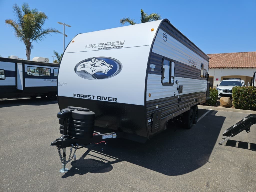 2026 Forest River RV 2026 Forest River RV Cherokee Grey Wolf  - thumbnail 6