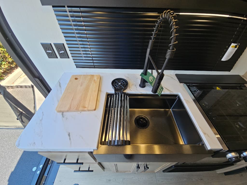 2026 Forest River RV 2026 Forest River RV Cherokee Grey Wolf  - thumbnail 15