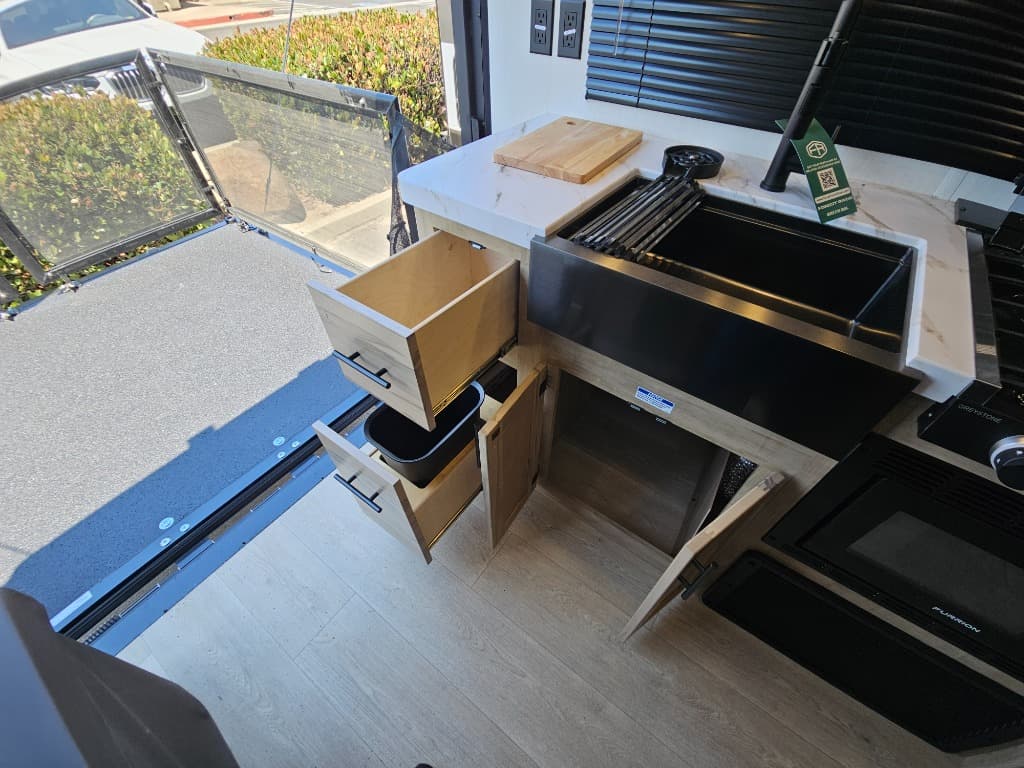 2026 Forest River RV 2026 Forest River RV Cherokee Grey Wolf  - thumbnail 17