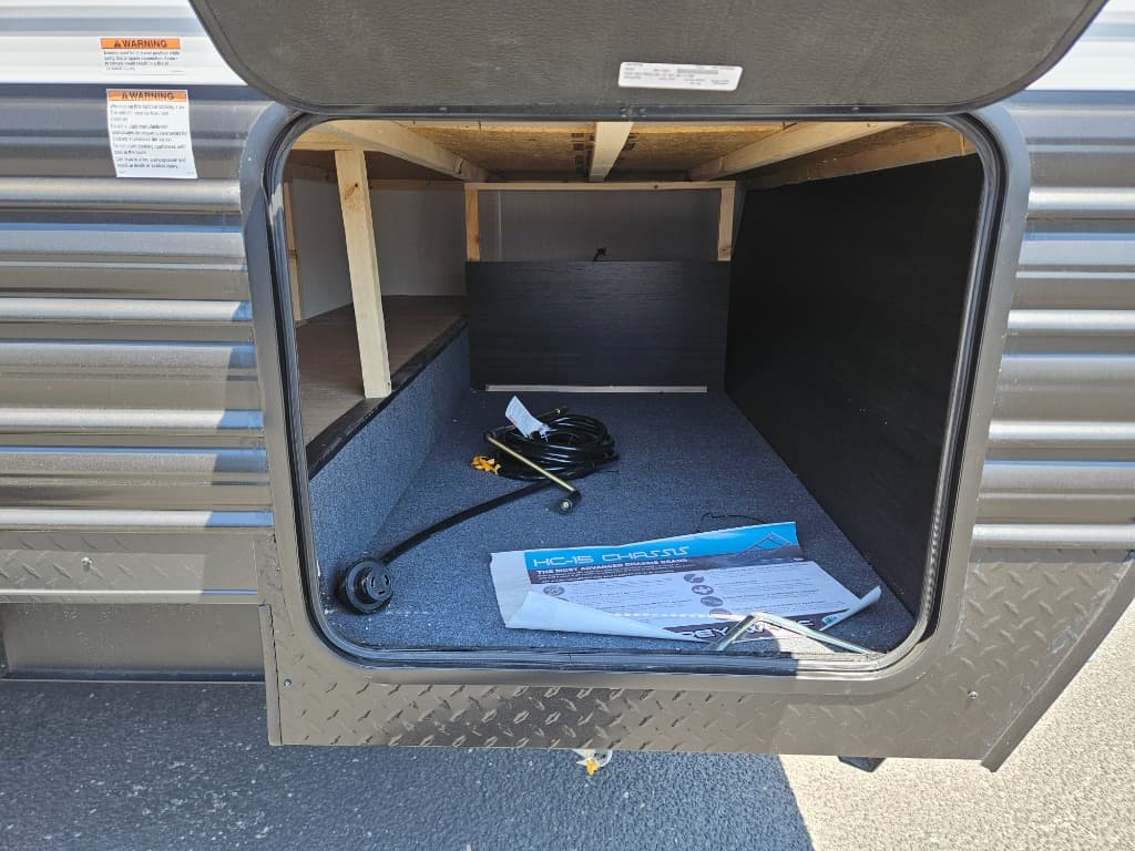 2026 Forest River RV 2026 Forest River RV Cherokee Grey Wolf  - thumbnail 33