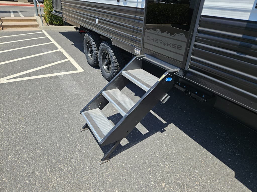 2026 Forest River RV 2026 Forest River RV Cherokee Grey Wolf  - thumbnail 34