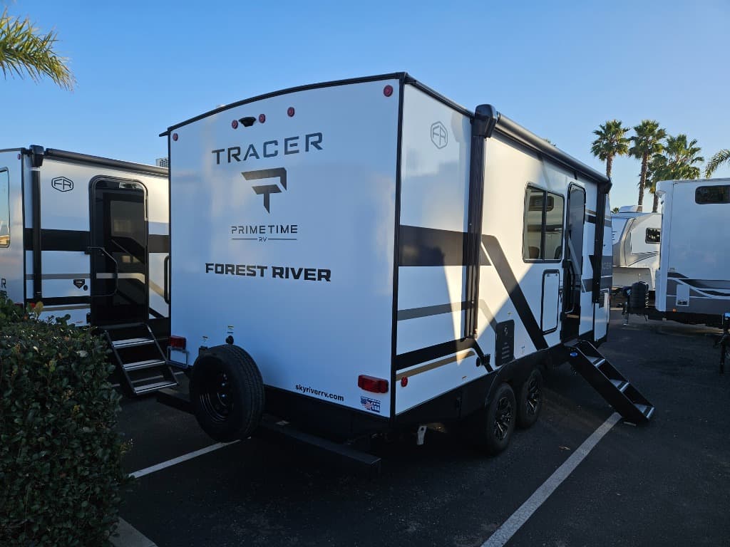 2026 Prime Time RV 2026 Prime Time RV Tracer - thumbnail 3