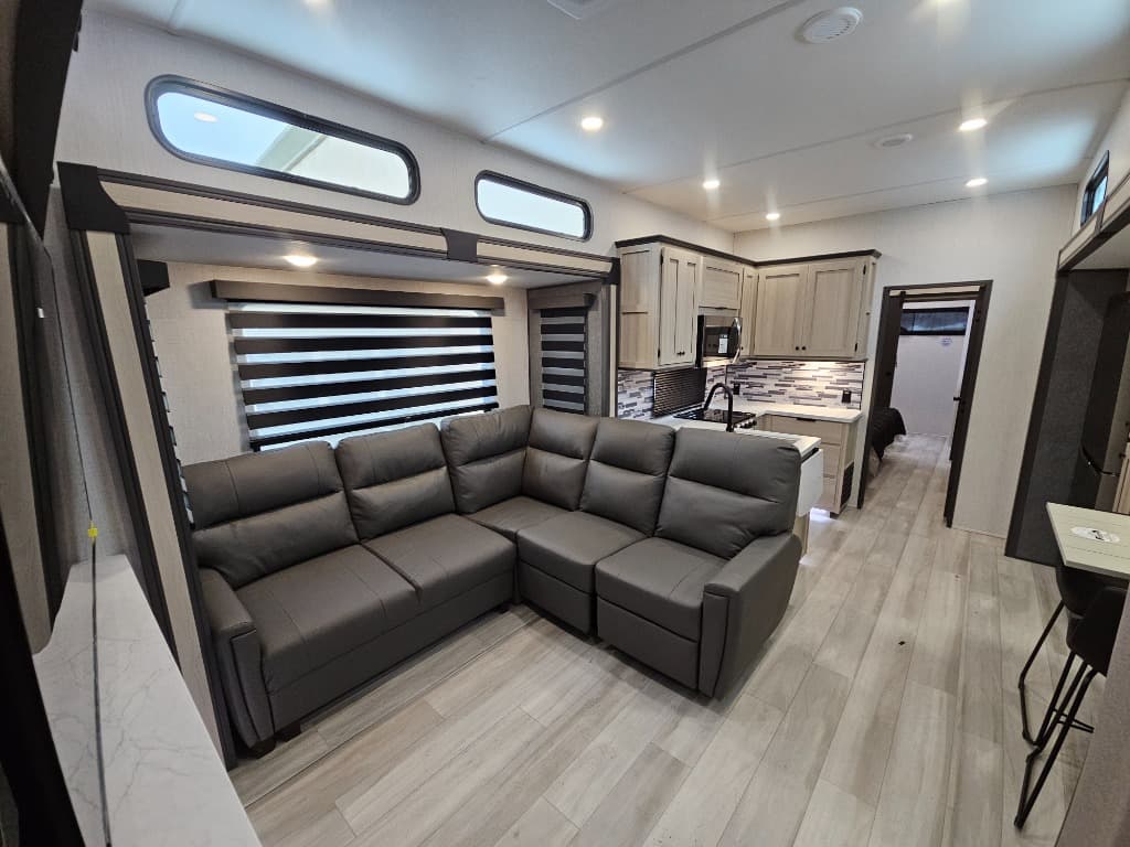 2026 Prime Time RV 2026 Prime Time RV LaCrosse - thumbnail 8