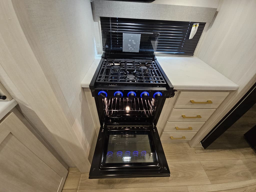 2026 Forest River 2026 Forest River Surveyor Legend - thumbnail 18