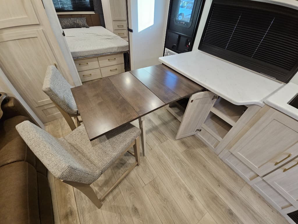 2026 Forest River 2026 Forest River Surveyor Legend - thumbnail 27