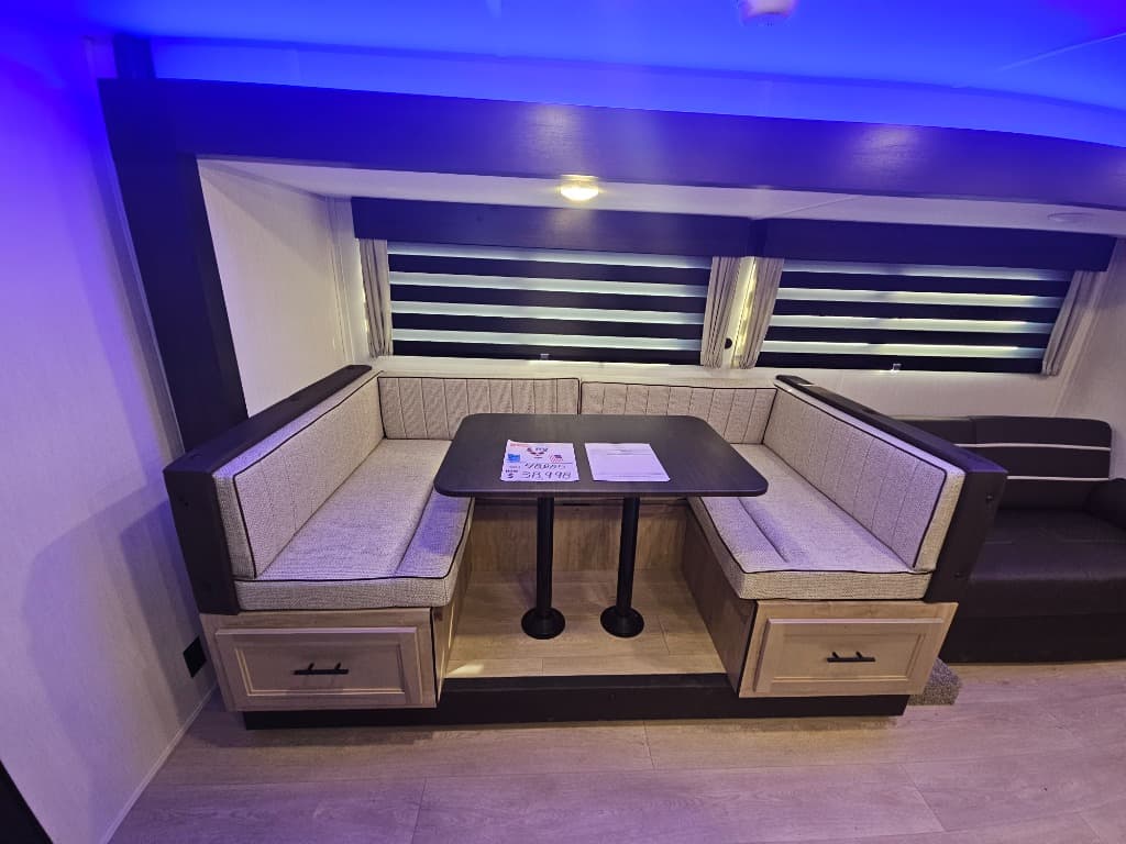 2026 Forest River RV 2026 Forest River RV Cherokee Grey Wolf - thumbnail 9