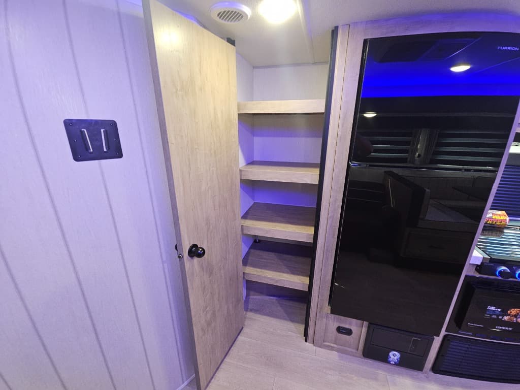 2026 Forest River RV 2026 Forest River RV Cherokee Grey Wolf - thumbnail 15