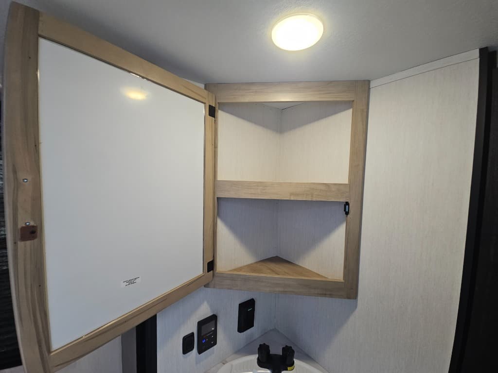 2026 Forest River RV 2026 Forest River RV Cherokee Grey Wolf - thumbnail 32